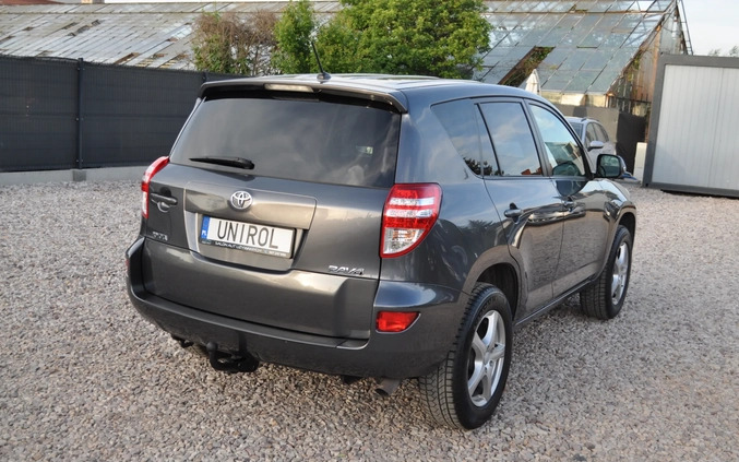 Toyota RAV4 cena 46000 przebieg: 137000, rok produkcji 2009 z Kazimierza Wielka małe 596